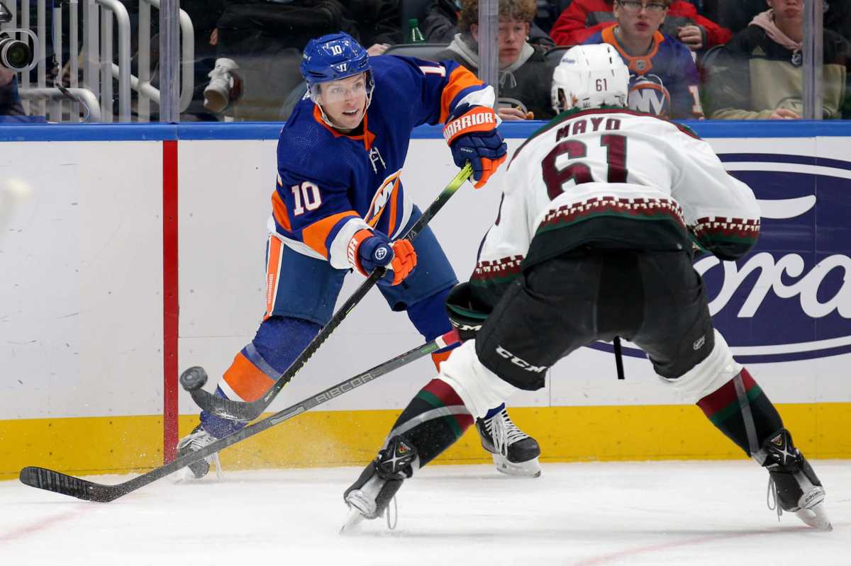 Austin Czarnik Islanders