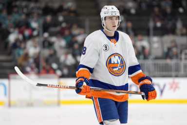 Noah Dobson Islanders