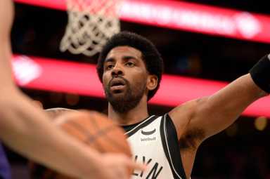 2022-03-09T024125Z_689010174_MT1USATODAY17856659_RTRMADP_3_NBA-BROOKLYN-NETS-AT-CHARLOTTE-HORNETS-1200×799-1