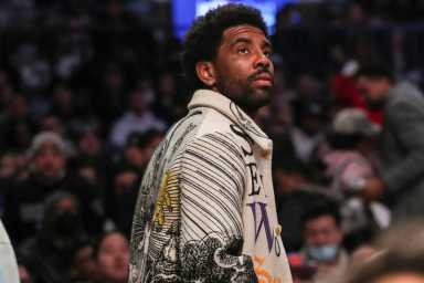2022-03-13T183122Z_133400961_MT1USATODAY17889584_RTRMADP_3_NBA-NEW-YORK-KNICKS-AT-BROOKLYN-NETS-1200×800-1