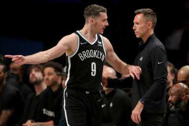 2022-03-17T005755Z_61477938_MT1USATODAY17909471_RTRMADP_3_NBA-DALLAS-MAVERICKS-AT-BROOKLYN-NETS-1200×800-1
