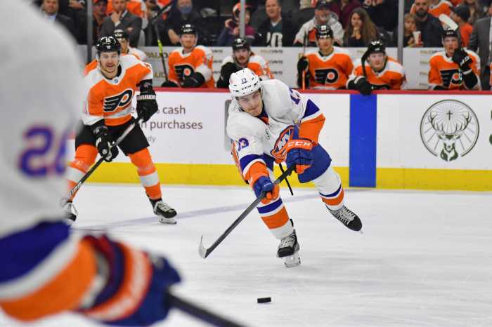 Mathew Barzal Oliver Wahlstrom Islanders