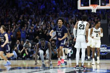 2022-03-26T014155Z_1459626847_MT1USATODAY17967028_RTRMADP_3_NCAA-BASKETBALL-NCAA-TOURNAMENT-ST-PETERS-VS-PURDUE-1200×800-1