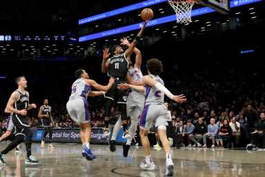 2022-03-30T022518Z_1844015766_MT1USATODAY17988131_RTRMADP_3_NBA-DETROIT-PISTONS-AT-BROOKLYN-NETS-1200×800-1