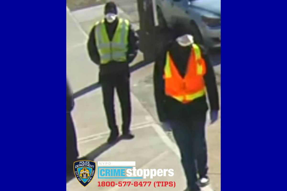 646-22- Robbery 102 Pct 02-28-22 PHOTO