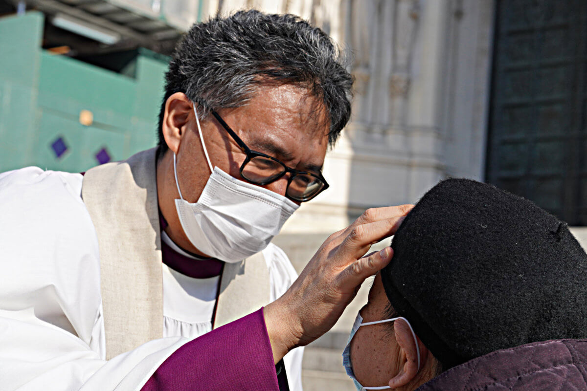 The Cathedral of St. John the Divine hosts outdoor imposition of ashes 8
