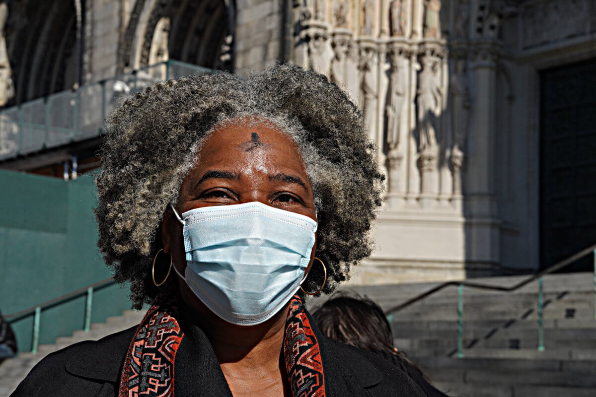 The Cathedral of St. John the Divine hosts outdoor imposition of ashes 9