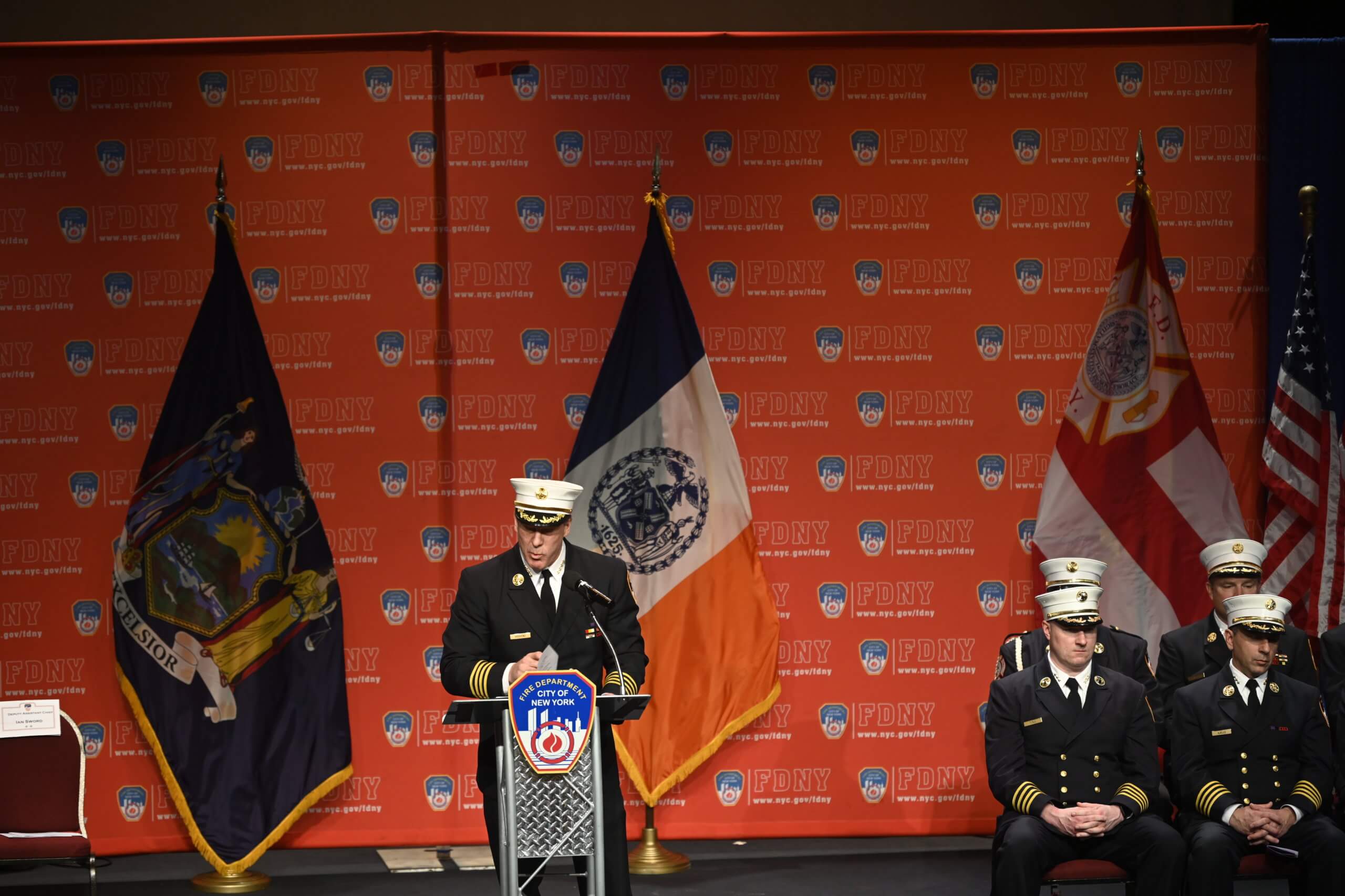 FDNY celebrates graduates of EMT program at ceremony in Brooklyn 6