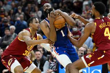 2022-03-17T015100Z_136085697_MT1USATODAY17909858_RTRMADP_3_NBA-PHILADELPHIA-76ERS-AT-CLEVELAND-CAVALIERS-1200×800-1