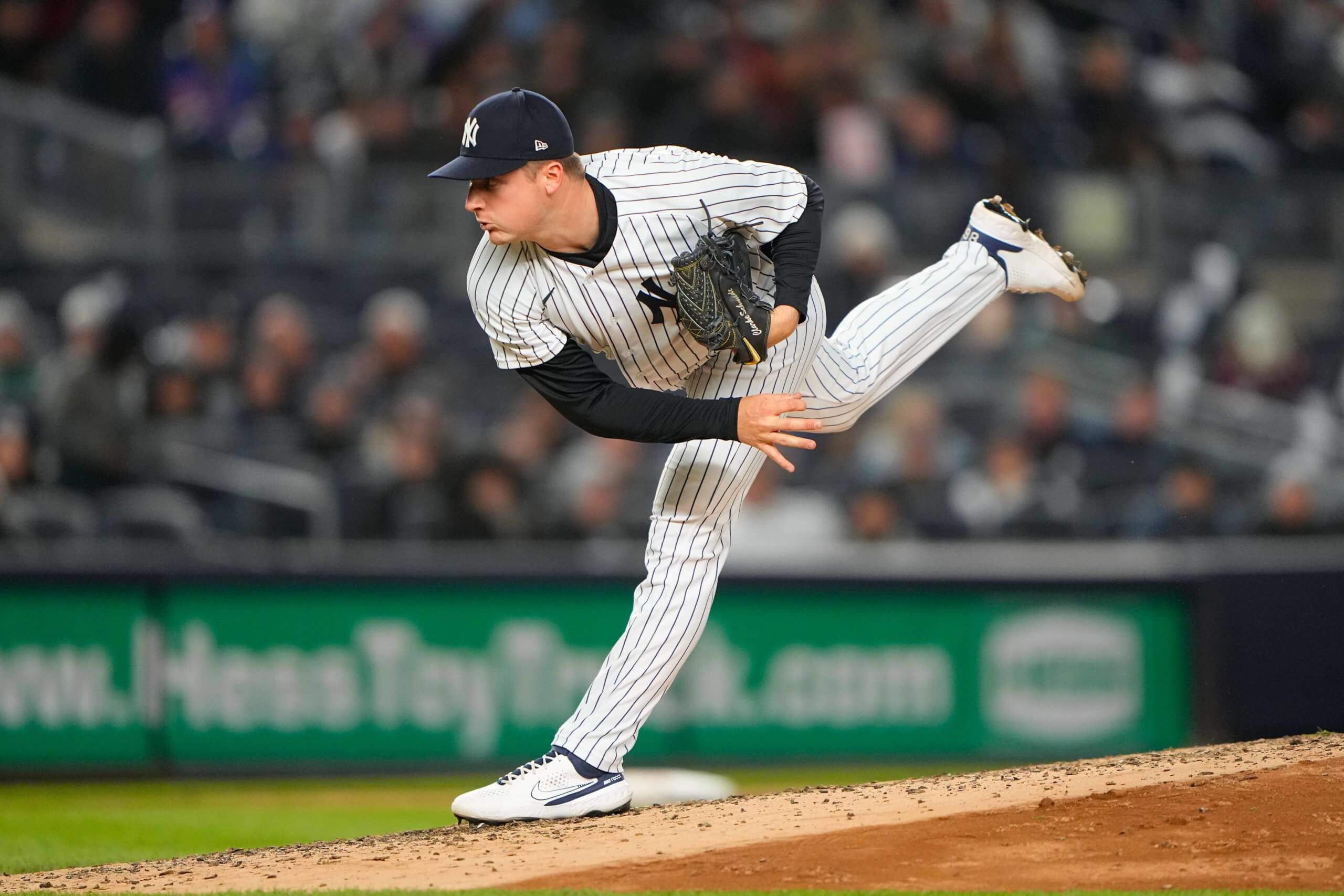 Yankees on cusp of fully healthy rotation for 1st time in 2024 2 Yankees pitcher Clarke Schmidt delivers a pitch.