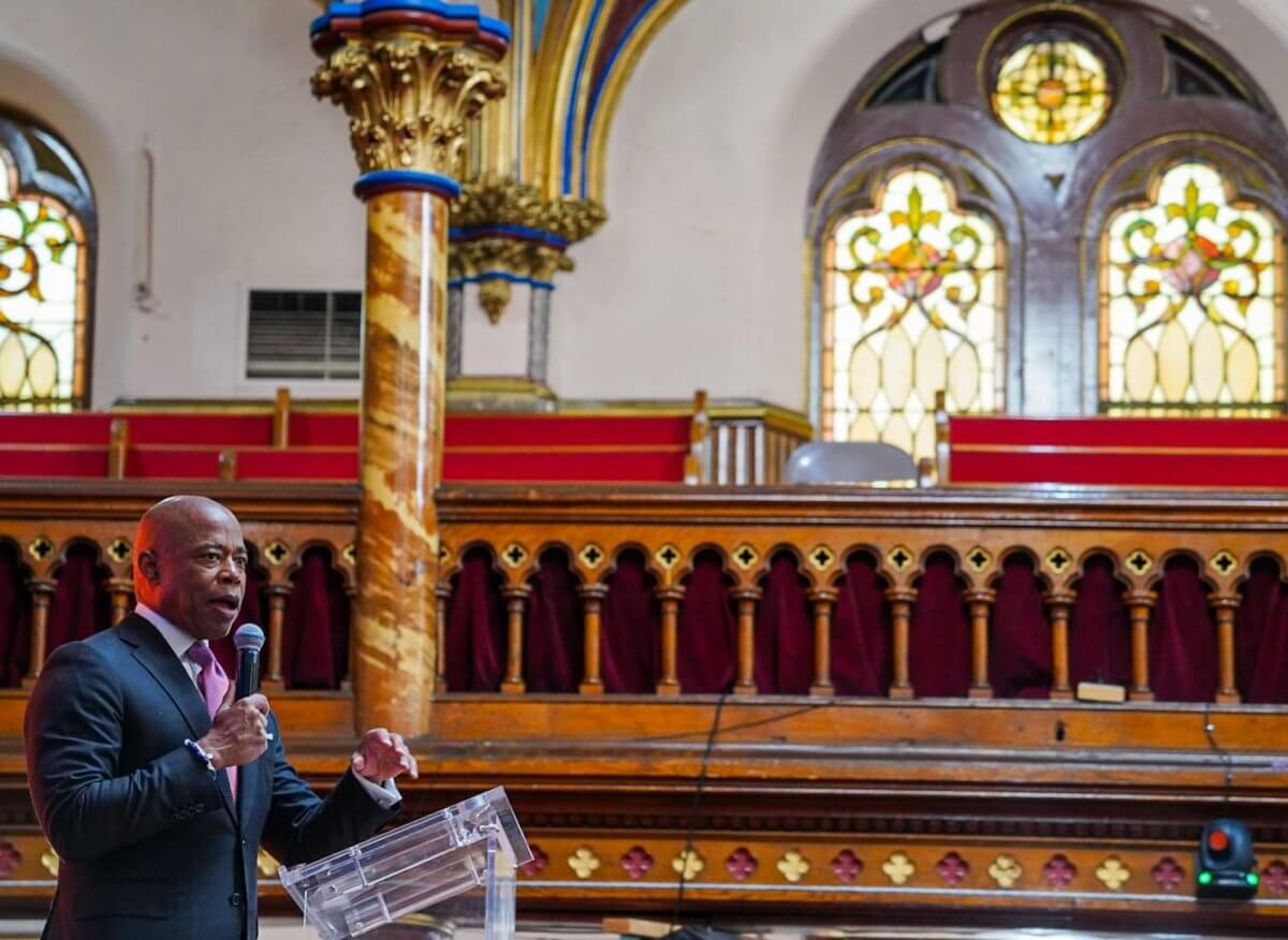 Sermon on the menu: Adams tackles food inequality in visit to Brooklyn church 7