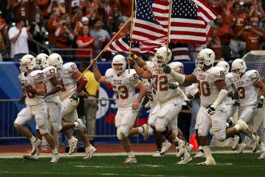 Arch Manning commits to Texas