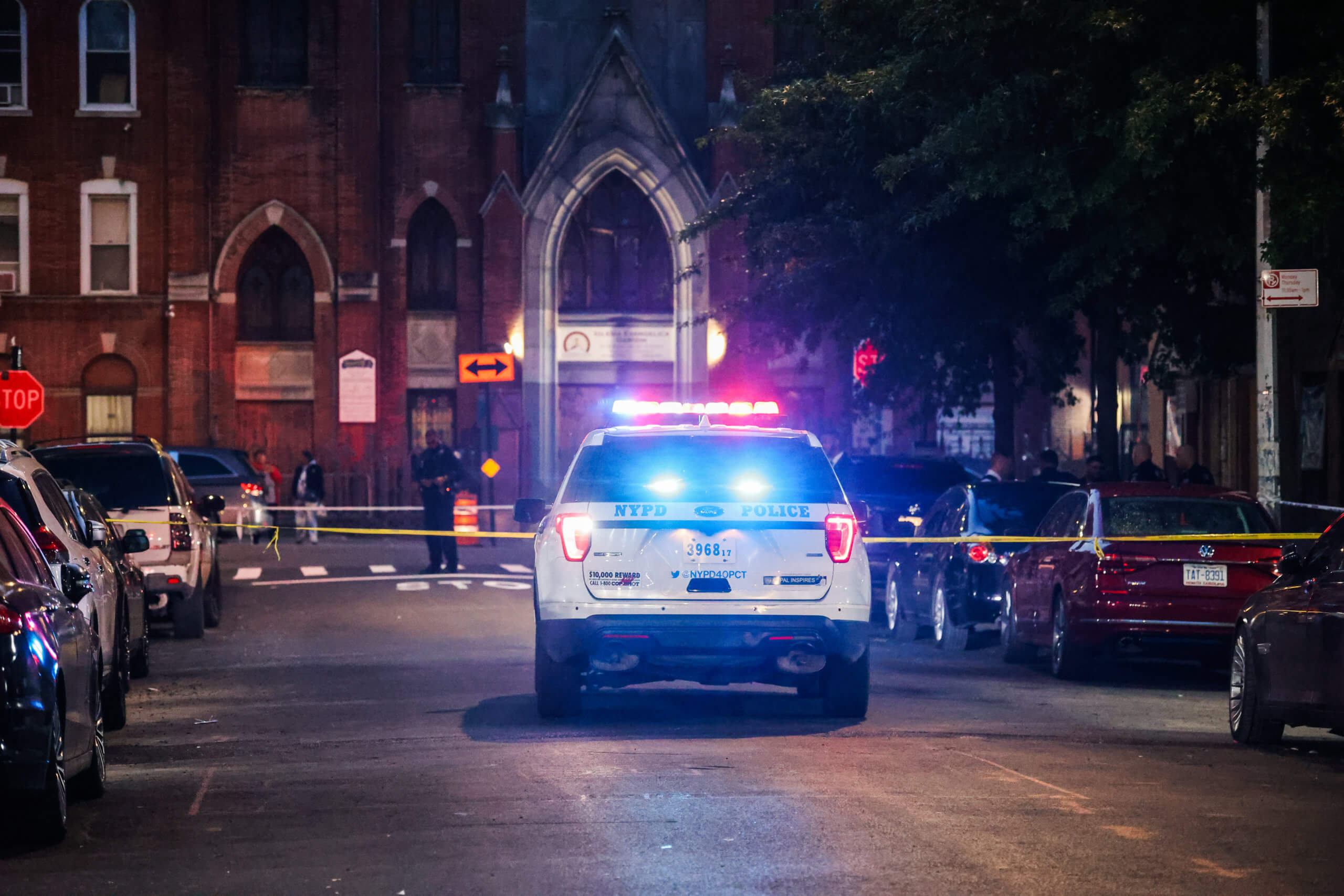 Teen shot dead by masked gunmen in the Bronx: Cops 3