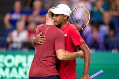 The United States wins doubles at the Davis Cup