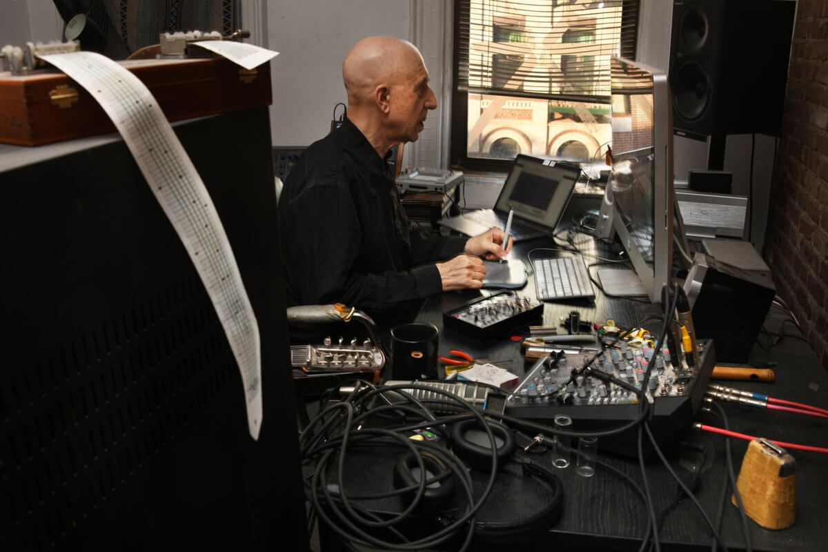 Elliott Sharp at the controls
