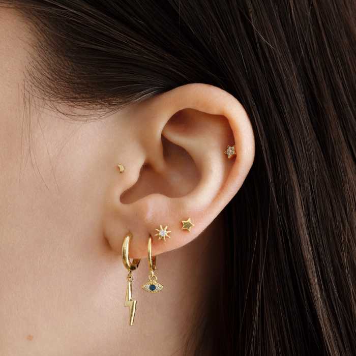 A Studs earscape