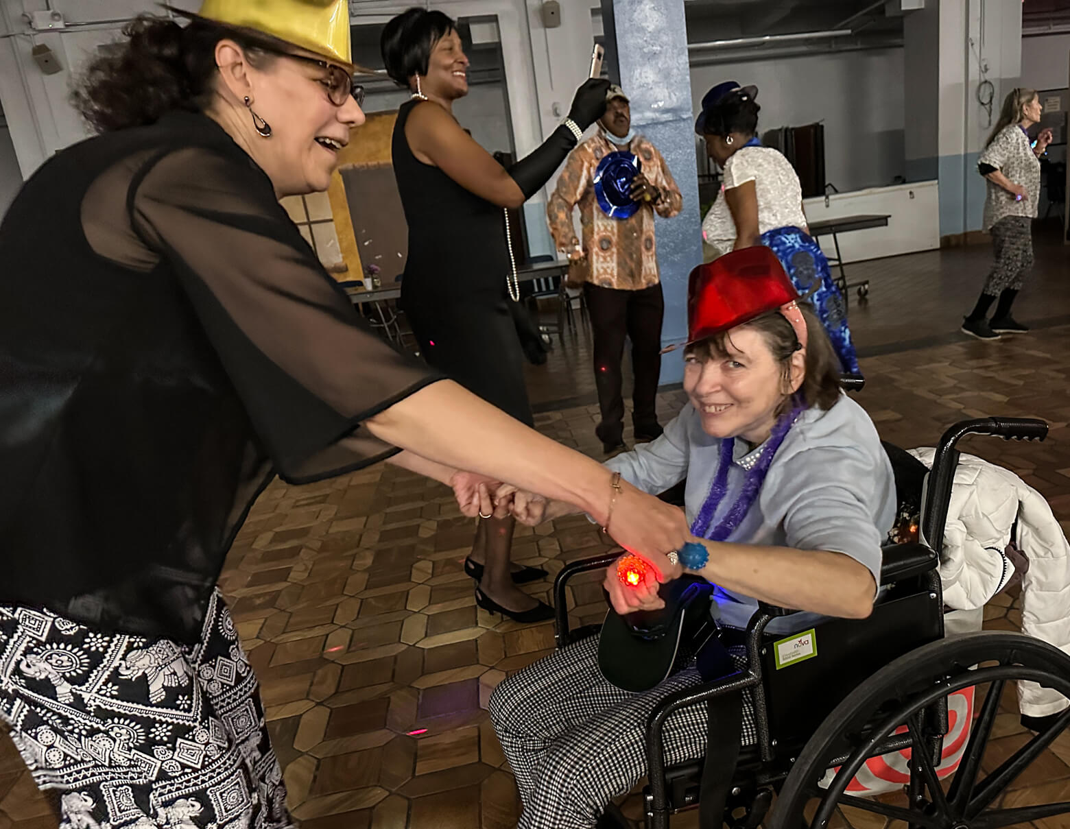 Greenwich House older adults dance the night away at anniversary celebration 10