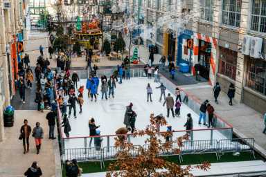 24-industry-city-rink-2019-12-06-bk04-1200×800-1