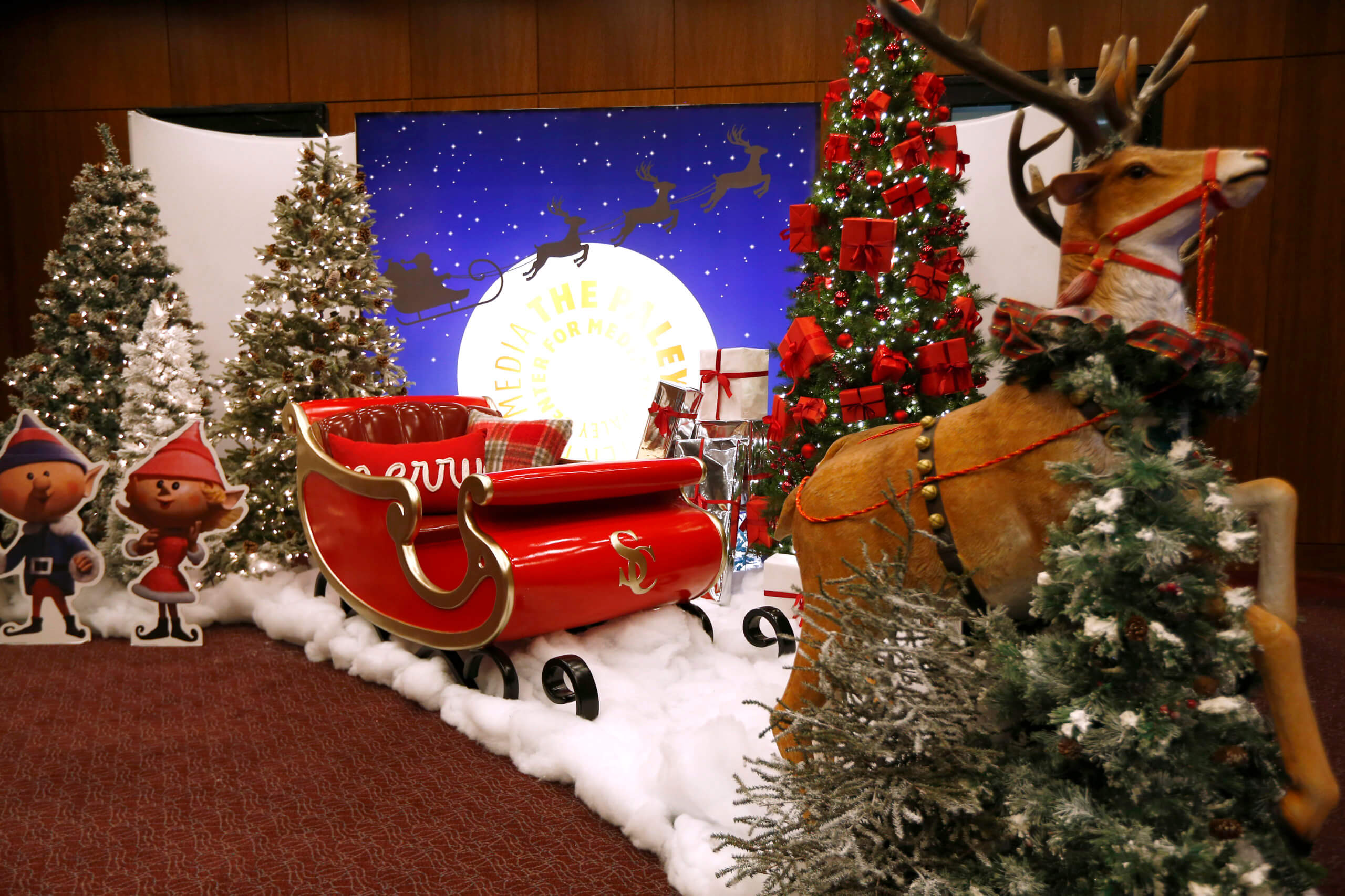 Here are some holiday activities in New York City that you won't want to miss 11