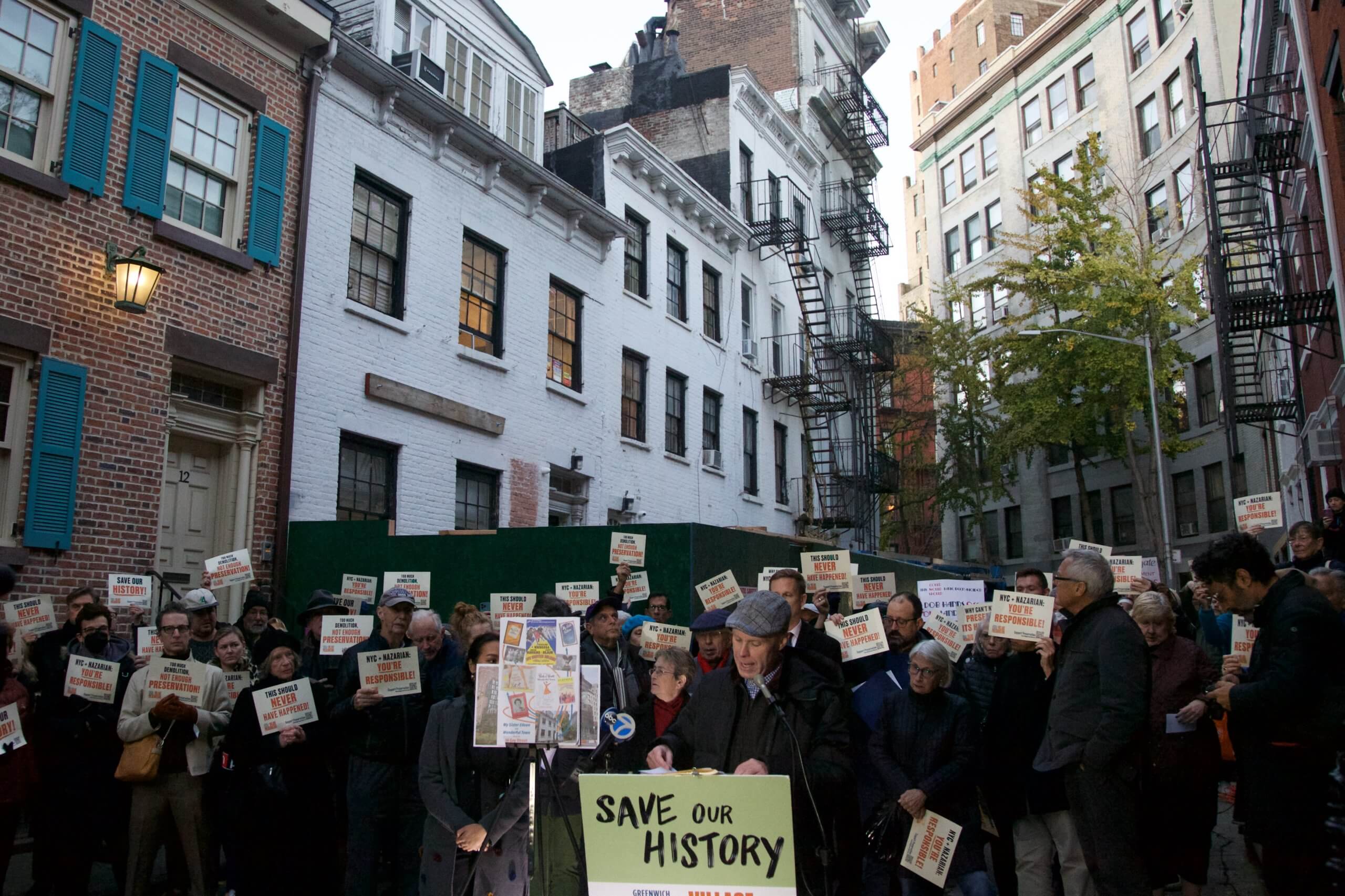 Preservationists put city and property owners on notice after Greenwich Village townhouse slated for demolition 7