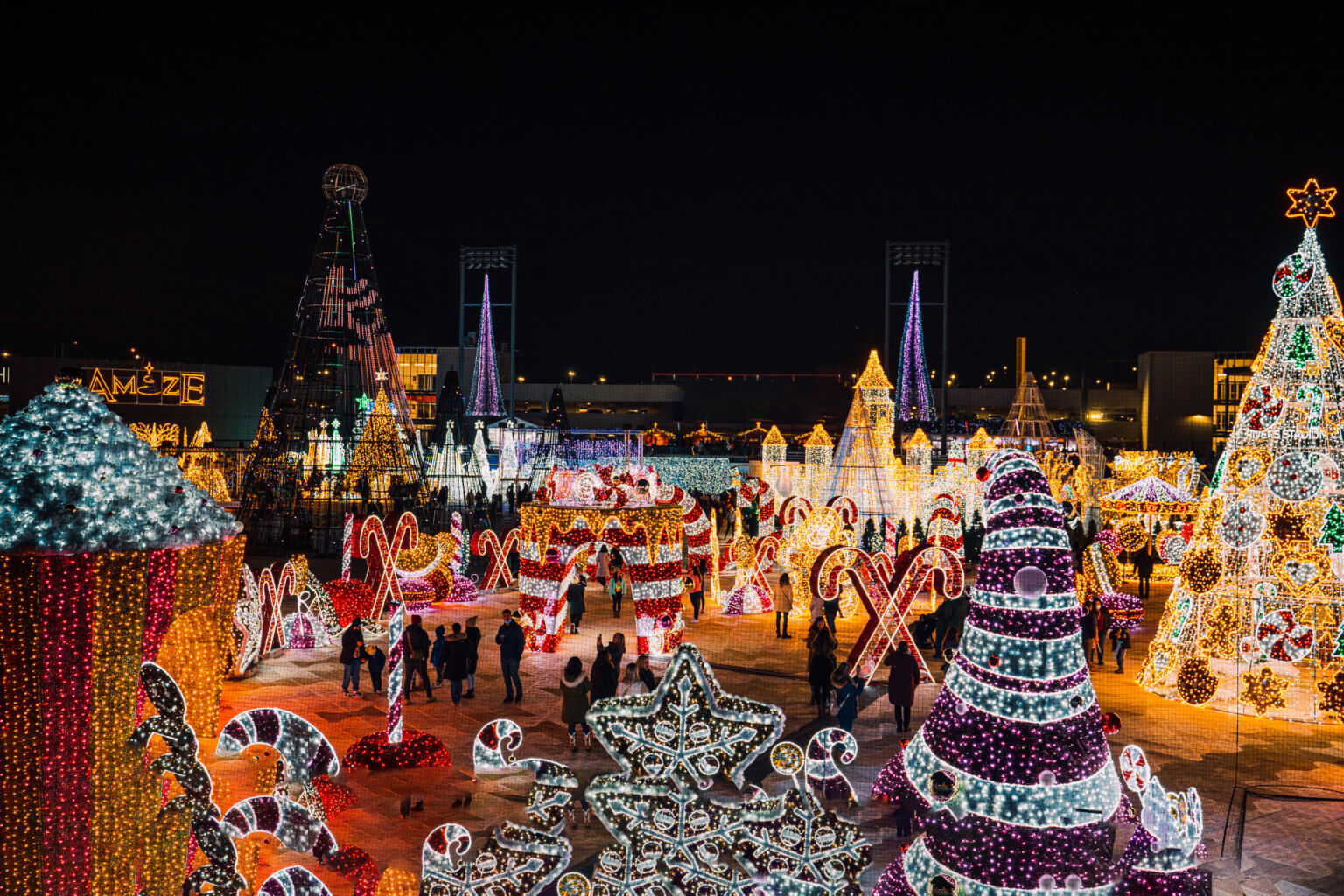 Here are some holiday activities in New York City that you won't want to miss 9