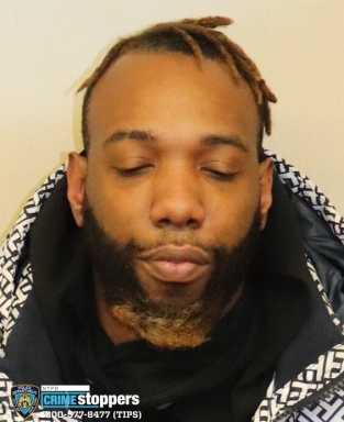East Harlem murder suspect wanted for Manhattan stabbing spree