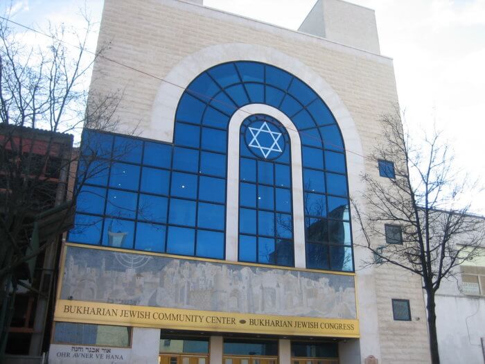 Queens woman accused of stealing thousands of deeds to Bukharian Jewish cemetery plots: lawsuit 5