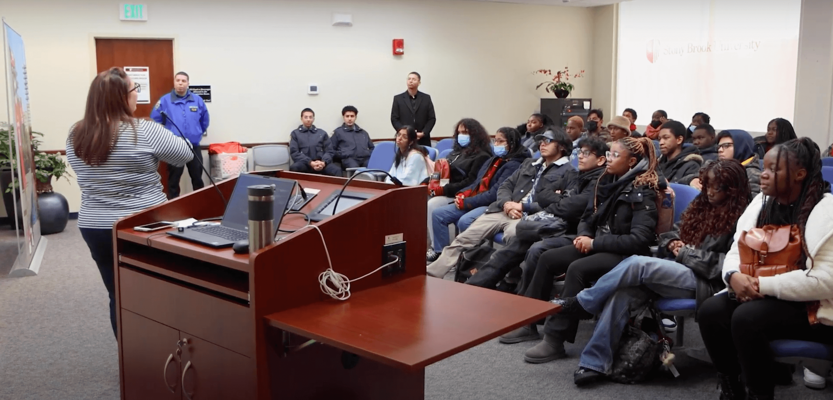 NYPD aids at-risk youth through SUNY college tours 4