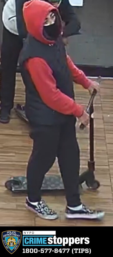 Scooter-riding thieves sought for robbing two women in Midtown 4