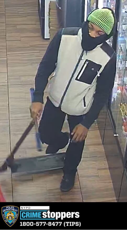 Scooter-riding thieves sought for robbing two women in Midtown 5