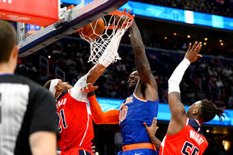 Knicks hold off Wizards 112-108 despite another 4th quarter collapse 2 Julius Randle Knicks