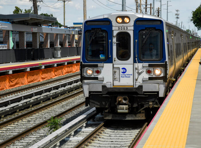 FINALLY! Grand Central Madison station opens after decades of planning and construction 5