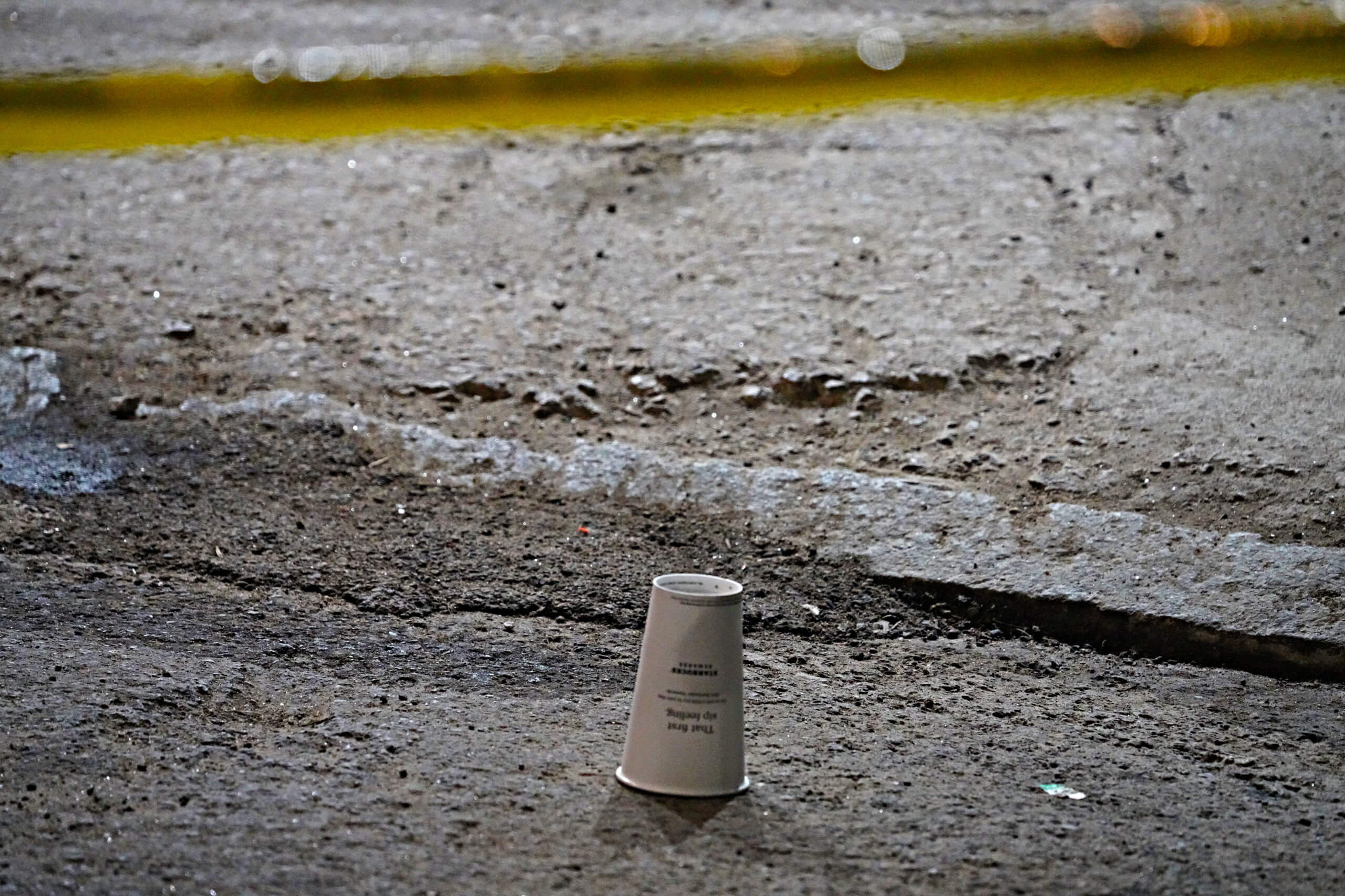 Mugger fires shot during attempted Midtown robbery near Rockefeller Center: cops 5