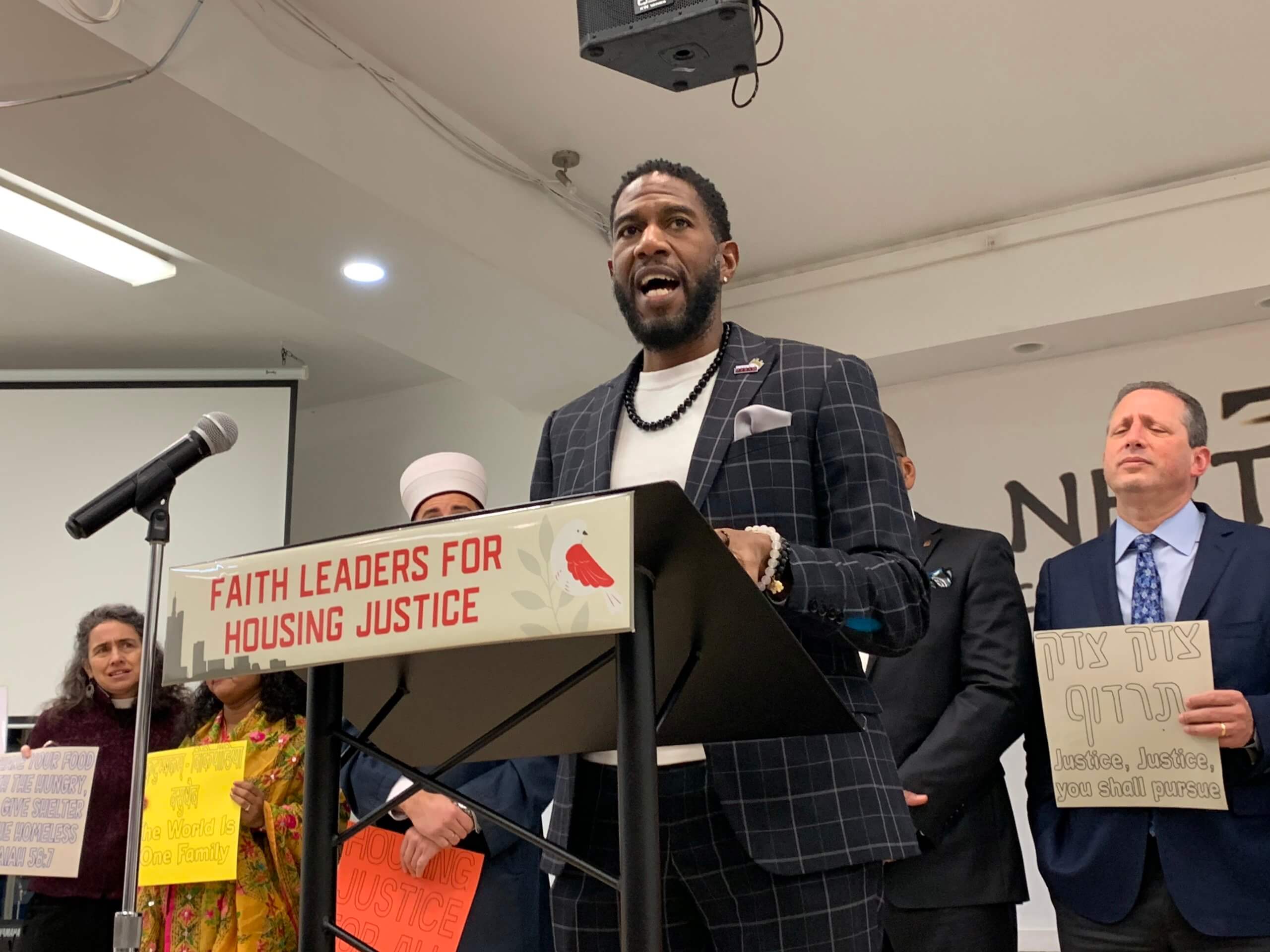 Faith leaders, pols rally for Hochul to back slate of tenant protections in this year's budget 7