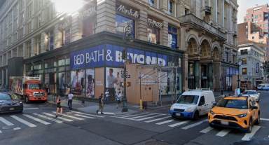 Bed Bath and Beyond Store in Manhattan