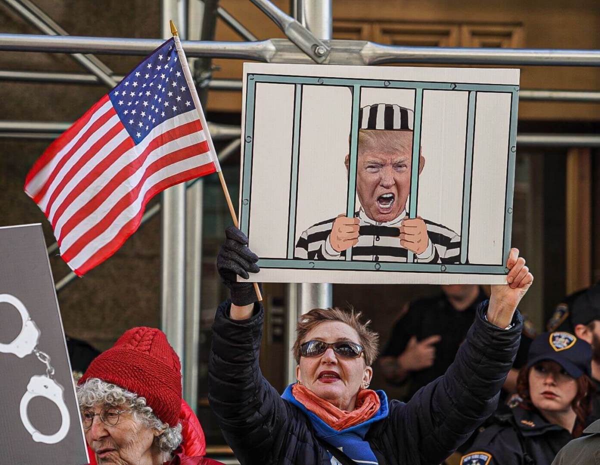 Trump indictment watch protesters