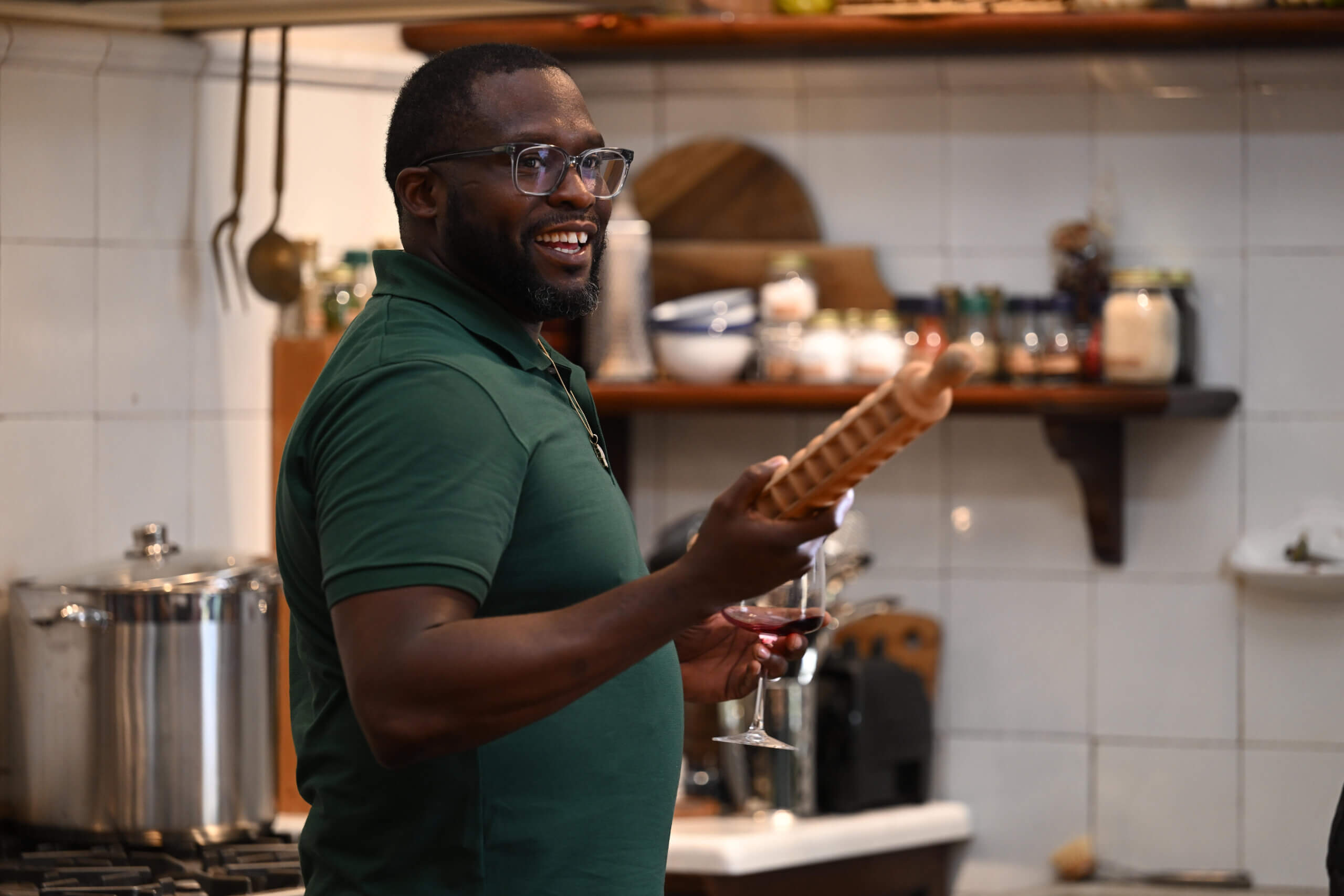 Four New York City chefs go head-to-head in new Food Network show 'Ciao House' 8 Contestant Omar Ashley in the kitchen for the first time, as seen on "Ciao House"