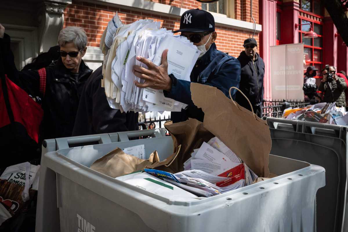 NY: AARP ‘Fight Fraud. Shred it’ Event Kick-off