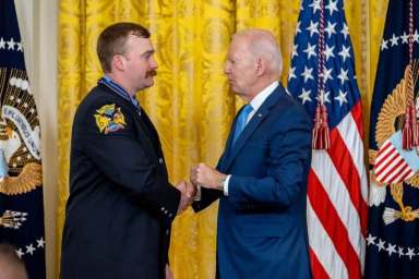 President Biden with Staten Island Firefighter Patrick Thornton