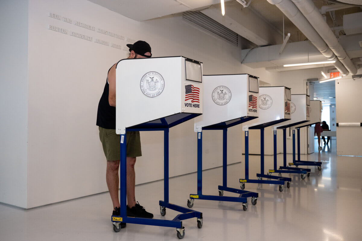 Early voting in Queens