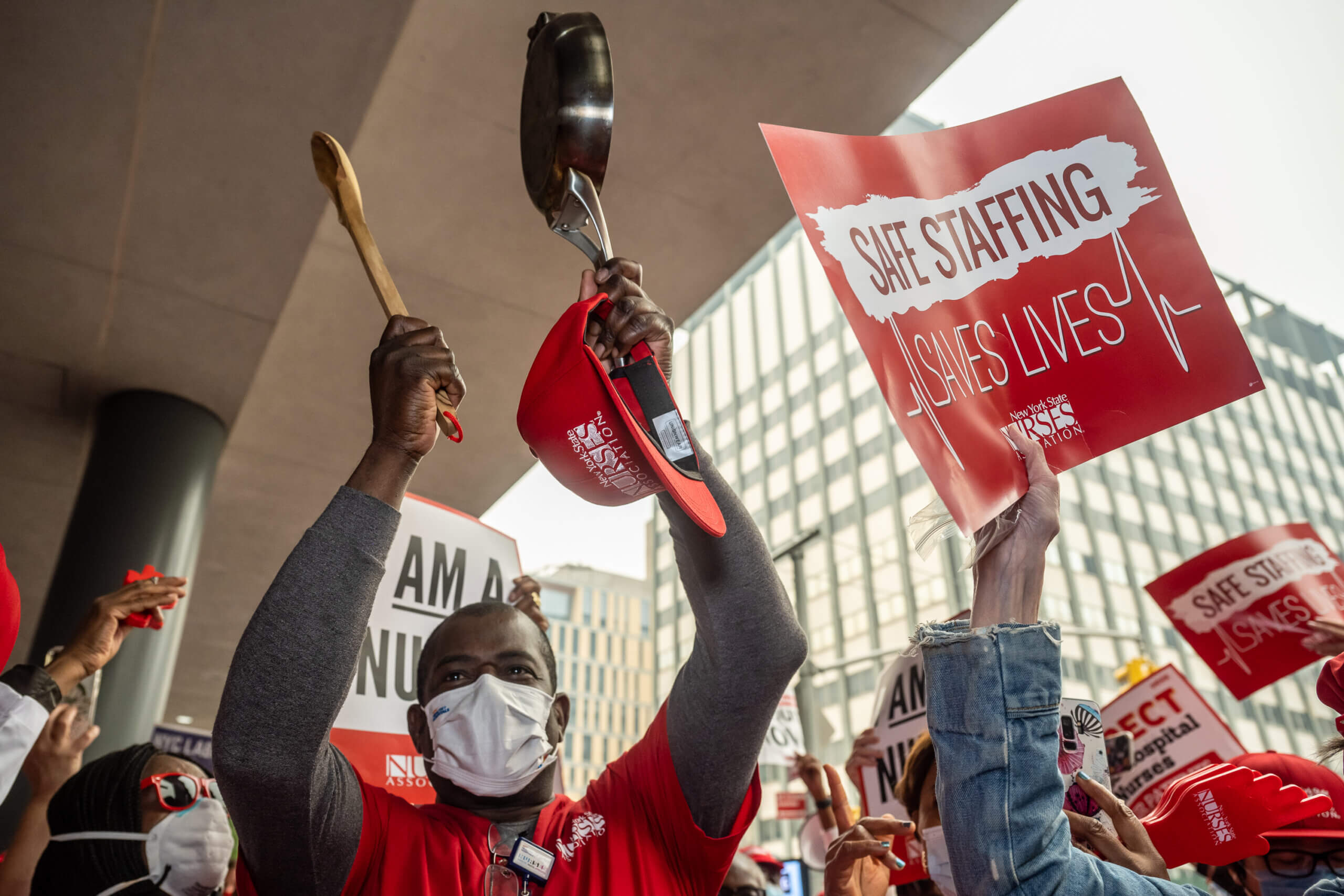 NYC Public Hospital nurses rally outside Bellevue Hospital