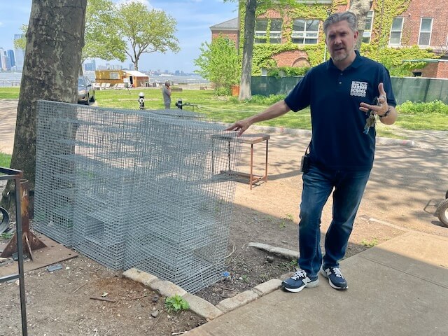 With 1,000 applicants for 140 seats, NYC’s Harbor School set for major expansion 12 Harbor School principal Jeff Chetirko stands next to cages — they’ll be filled with oysters in support of the Billion Oyster Project — built by students.