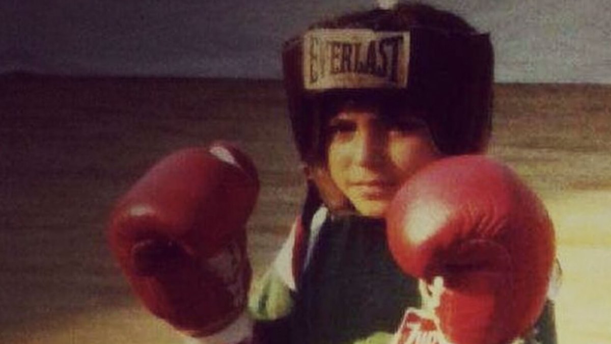 Director Fernando Villena on uncovering boxer Oscar De La Hoya's story in new doc 'The Golden Boy' 4 Oscar De La Hoya as a child