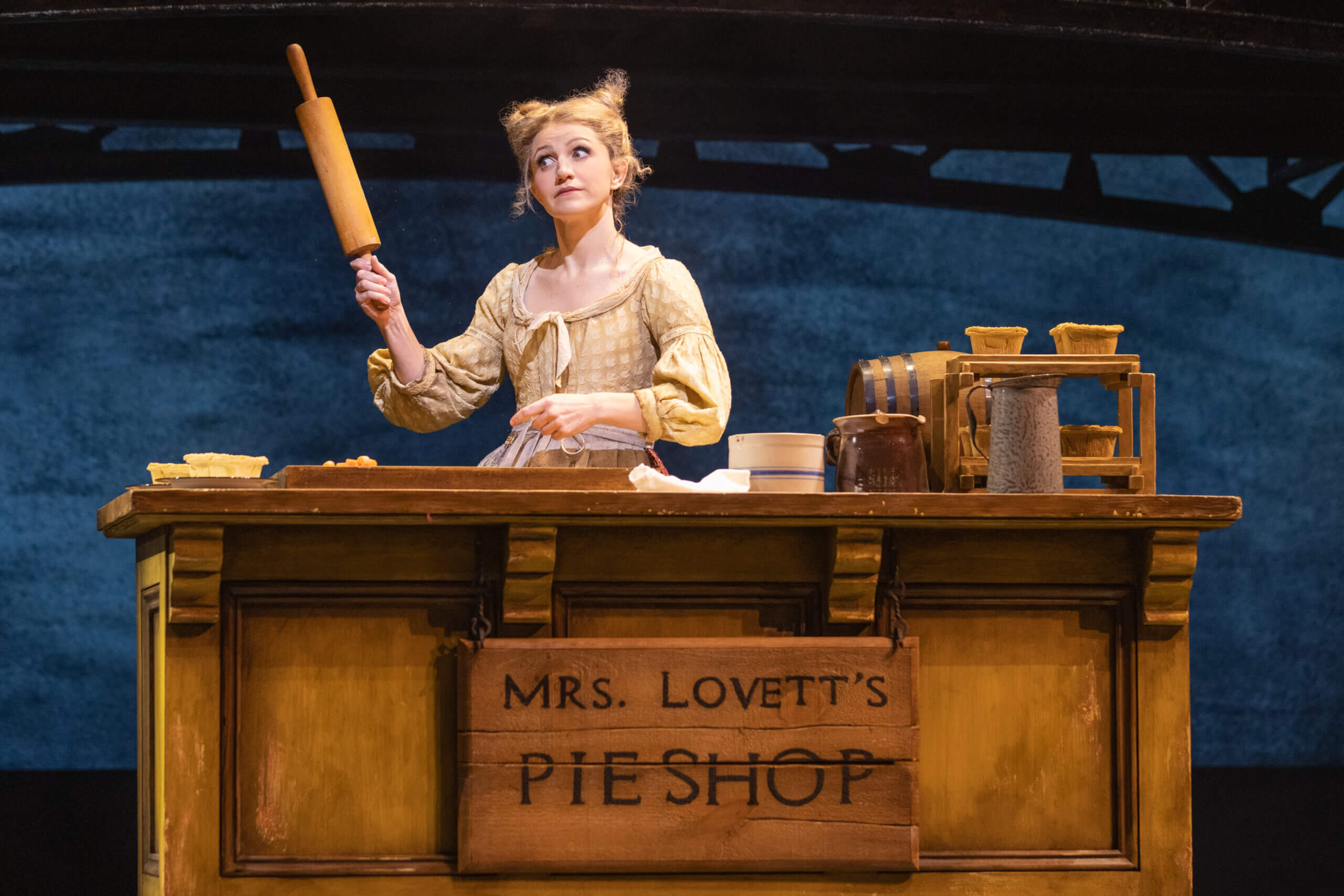 amBroadway | Stars of Broadway hit 'Sweeney Todd' struck by COVID-19 3 Annaleigh Ashford