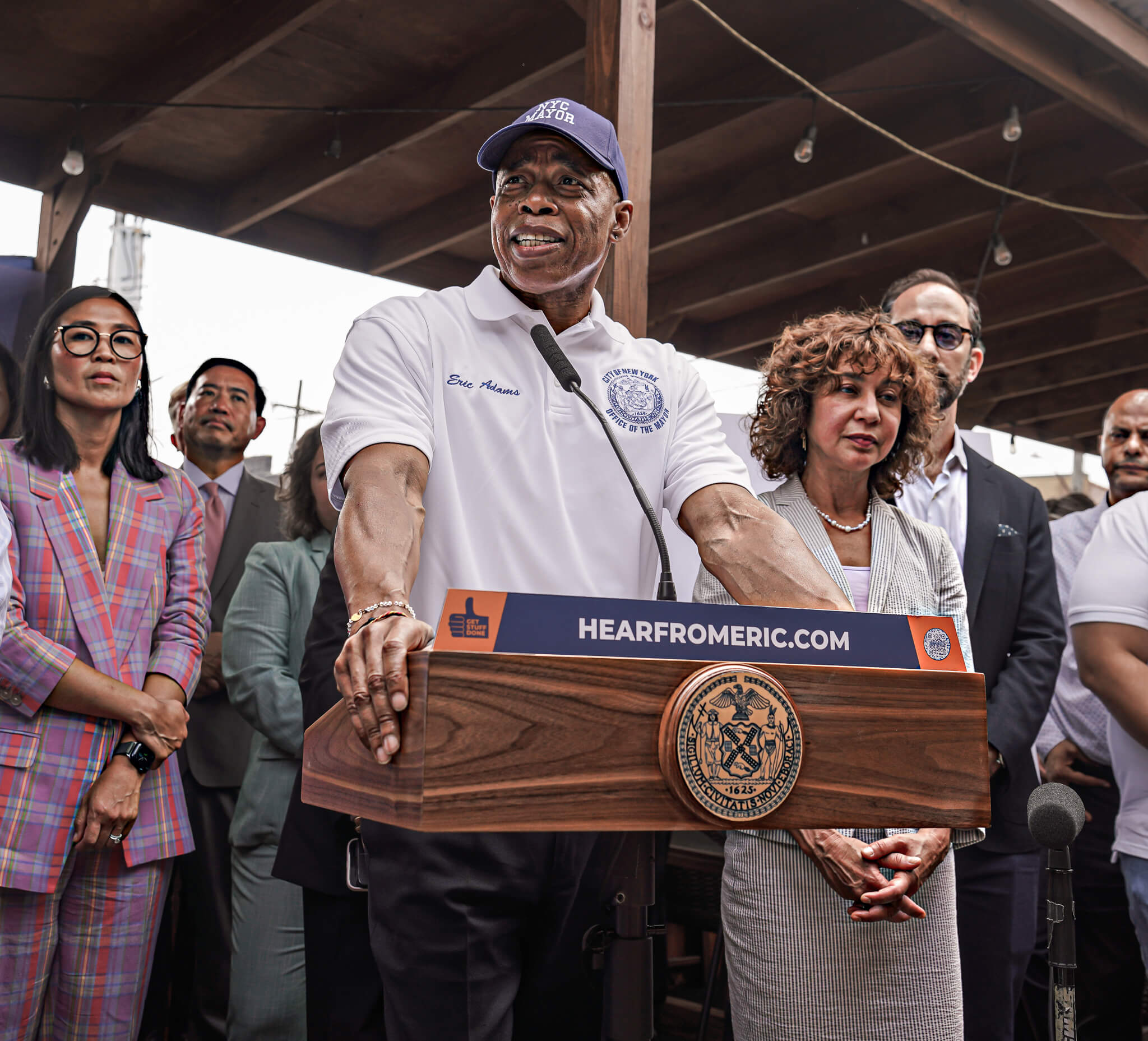 Bon appétit: Adams declares ‘Outdoor dining will be here forever’ with new law extending the program throughout NYC 5 Adams Addressing