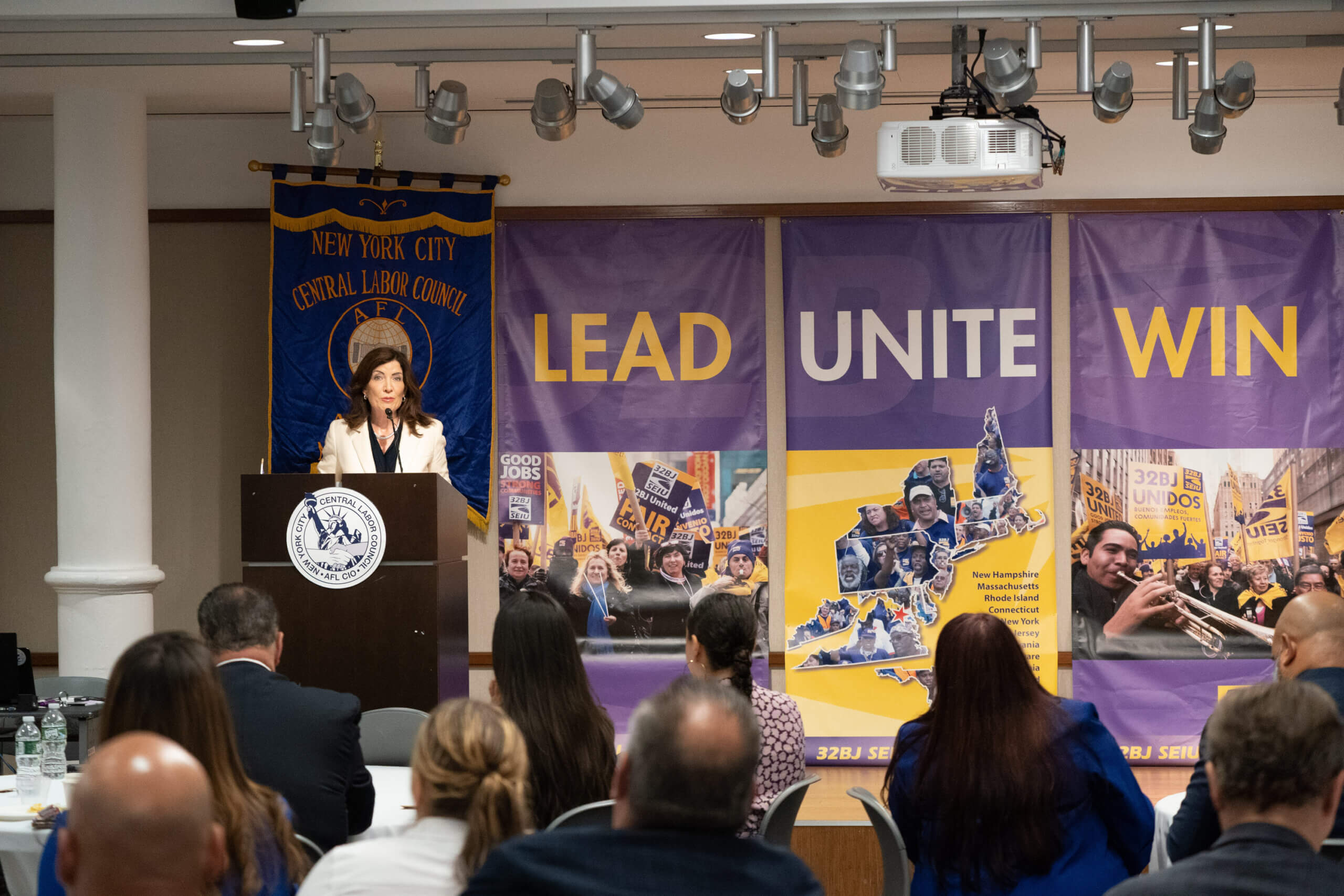 Hochul signs legislation on wage theft, employee free speech, increasing injured workers compensation 3 (Photo: Don Pollard/Office of Governor Hochul)