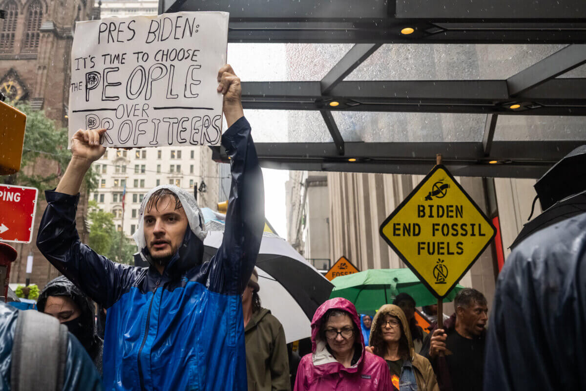 Climate protest outside Federal Reserve leads to mass arrests 13