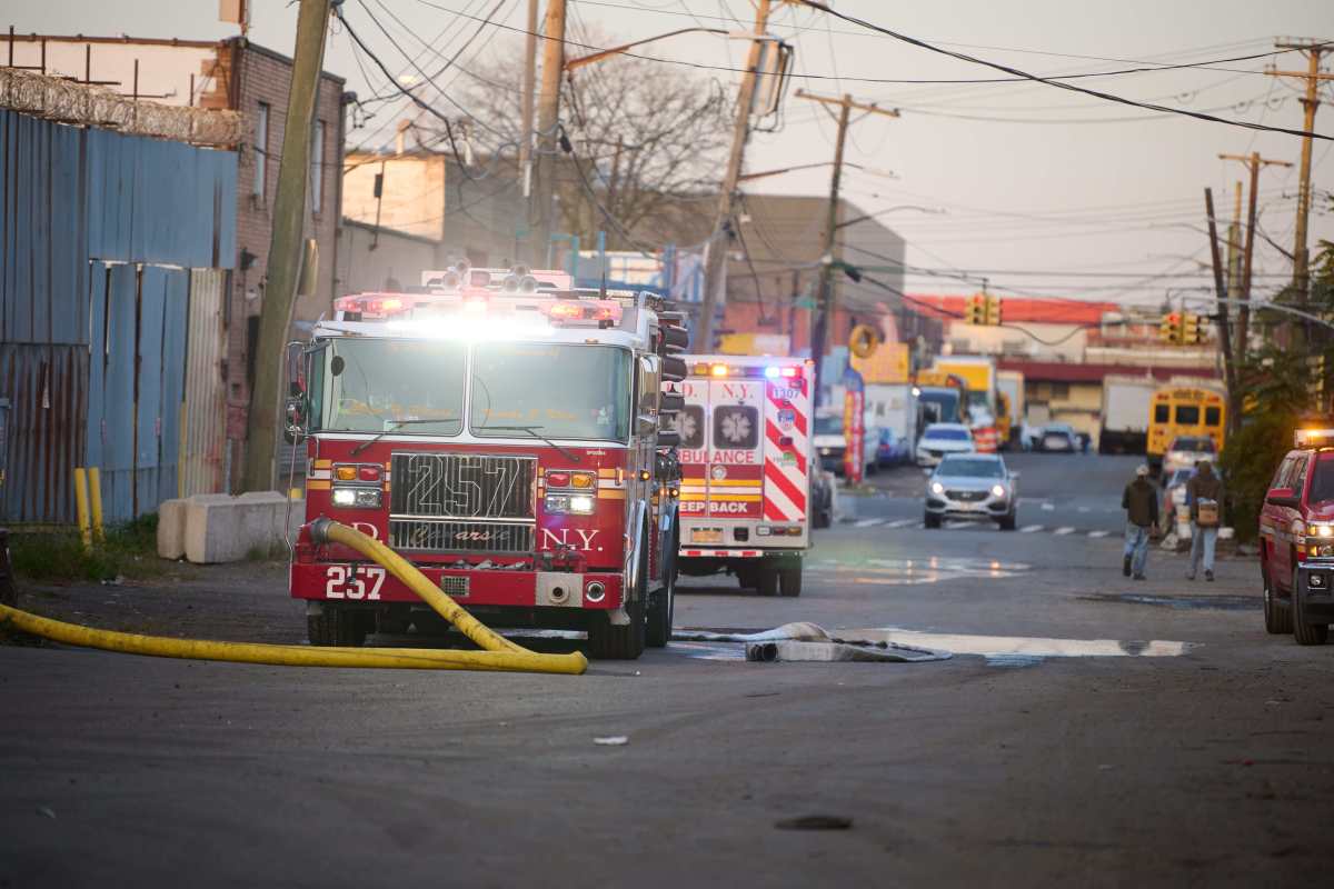 FDNY takes down fire in Brooklyn junkyard 9 FDNY takes down fire in Brooklyn junkyard