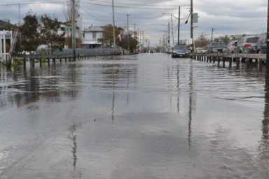 FLOODY-BREEZY-STREETS-1024×683