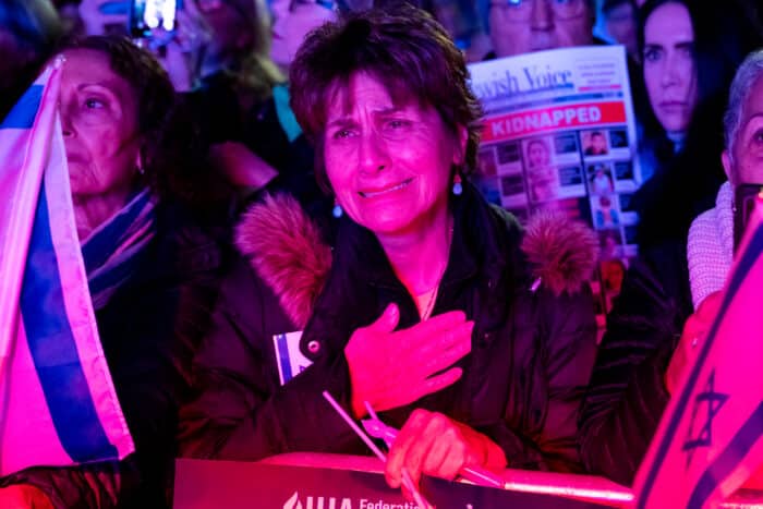 Jewish New Yorkers and allies rally